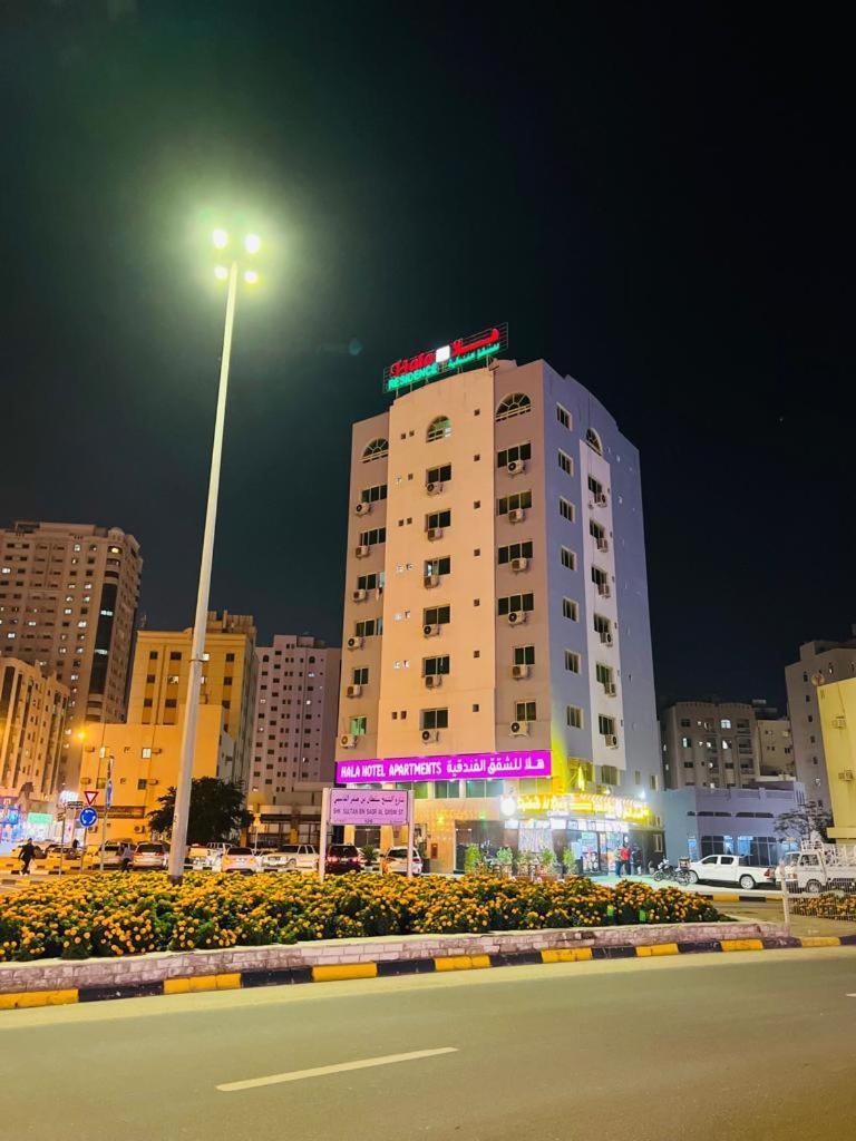 Hala Hotels Apartments Charjah Extérieur photo